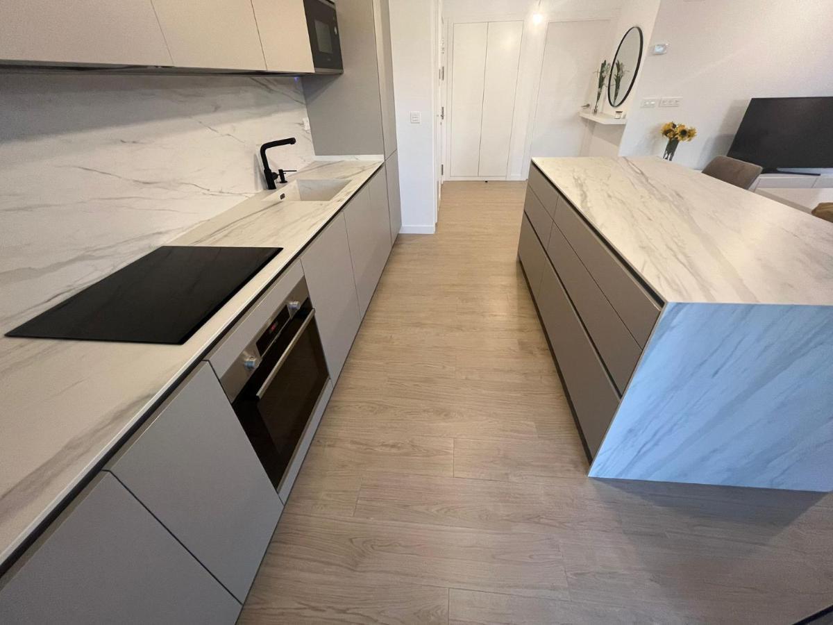 Moderno Bajo Con Jardin Apartment Zizur Mayor Exterior foto