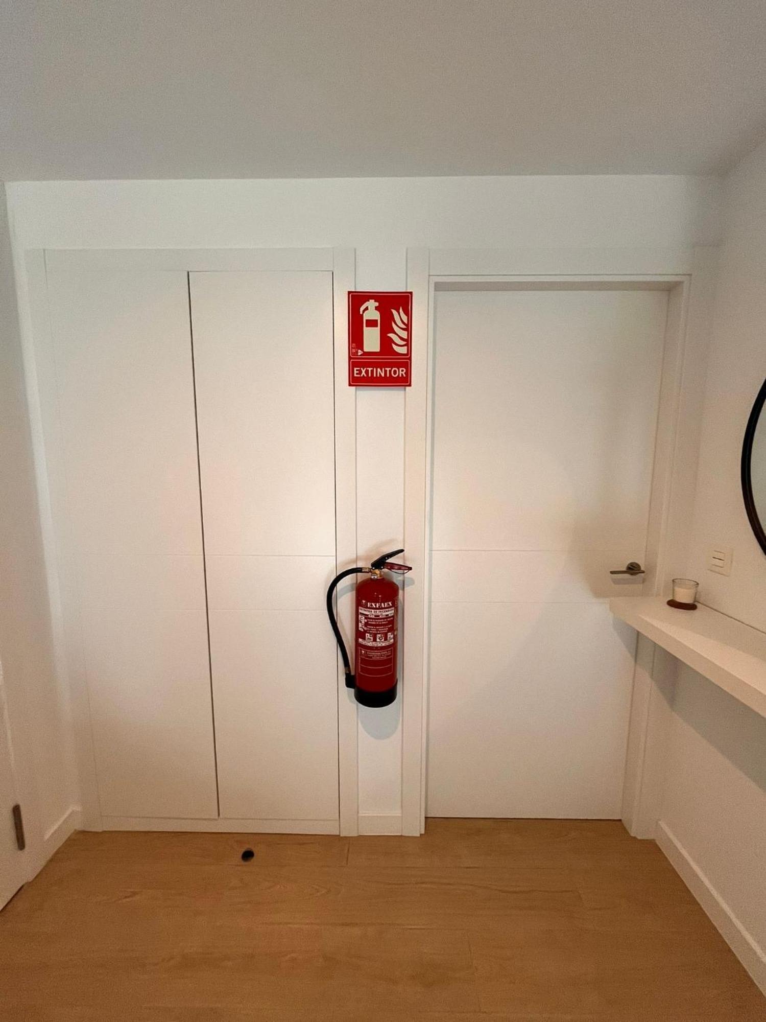 Moderno Bajo Con Jardin Apartment Zizur Mayor Exterior foto